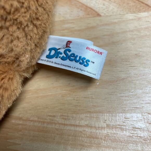 Dr Seuss the Grinch 'Max' Brown Dog Plush. Pre-Owned - Picture 5 of 7